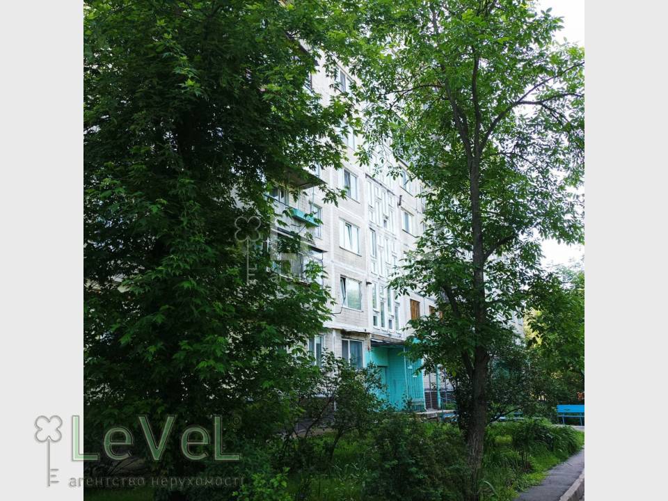 1000variantiv Real Estate